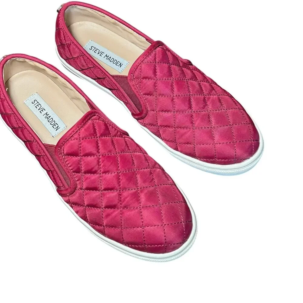 Steve Madden Ecentrcq Quilted Slip-On Sneakers Burgundy Size 6.5